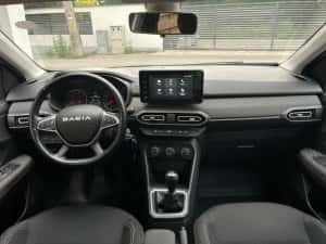 New Dacia Logan 2023 90cp — miniatura 5