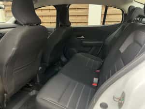 New Dacia Logan 2023 90cp — miniatura 6
