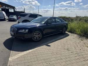 Audi A 8 QUATRO 4x4 — miniatura 7