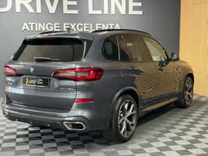 BMW X5 xDrive 45e - 394 cp, hibrid, 08.2020, 99.158 km — miniatura 4