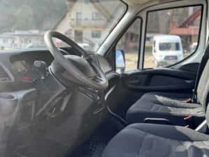 Iveco Daily 2.3 130 cp. 7 locuri ,6+1 trepte euro 6.2017 — miniatura 6