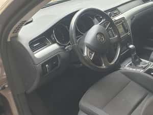 Skoda Superb 2014, 213500 km, Diesel, 170 cp, Manuala — miniatura 5