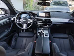 BMW 520i benzina 184 CP M Pachet 2019 — miniatura 7