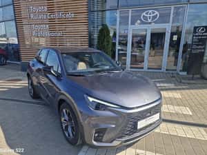 LEXUS LBX 1.5 HEV 136 CP – SUV hybrid din 2025