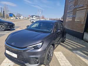 LEXUS LBX 1.5 HEV 136 CP – SUV hybrid din 2025 — miniatura 3