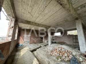 Spatiu industrial 5030 mp cu toate utilitatile acces auto Sat Sercaia — miniatura 6