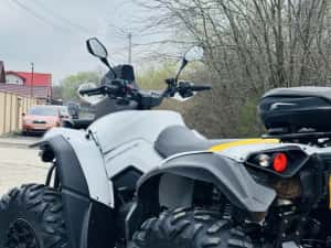 CAN-AM RENEGADE  Bombardier 1000cc — miniatura 6