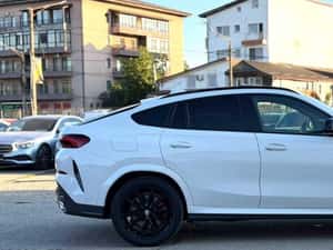 BMW X6 Automată 340 HP Diesel — miniatura 2