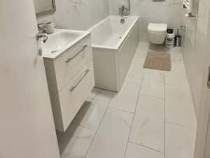 Aparatment decomandat, la bloc nou, aproape de Centru + Parcare + — miniatura 5