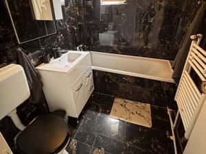 Vând apartament 2 camere zona independenței — miniatura 3