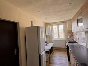 Vând apartament 2 camere zona independenței — miniatura 4