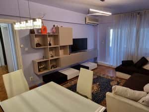 Apartament 3 camere Etaj 1 zona Dorobantilor Lugojului — miniatura 4