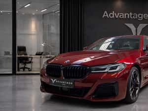 BMW 530d xDrive G30 facelift, într-o configurație premium — miniatura 2