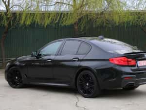 BMW 520d G30 M Paket / Trapa / Head-Up / Km Reali / — miniatura 2