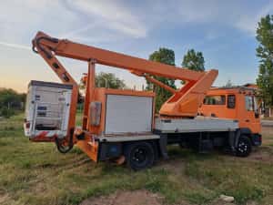 Nacela pe camion MAN  8. 156 — miniatura 5