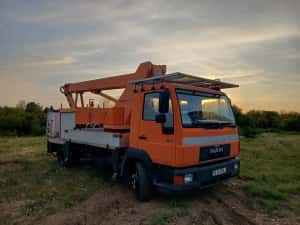Nacela pe camion MAN  8. 156 — miniatura 8