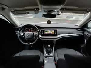 //OFERTĂ // Skoda Octavia 4 //FOARTE BINE ÎNTREȚINUTĂ// — miniatura 9