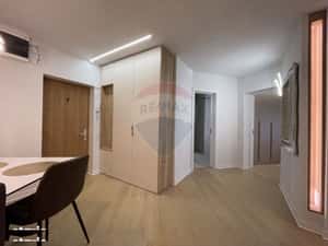 Apartament renovat, prima inchiriere - Piata Alba Iulia — miniatura 3