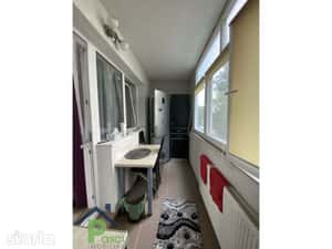 GIURGIULUI, str. Zetarilor, bloc 2018, cf. I, 35 mpu, centrala proprie — miniatura 6