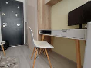 Metrou Aparatori 950 m - Garsoniera 15 mp in bloc reabilitat — miniatura 2