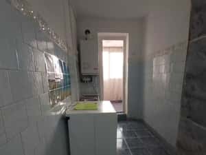 Apartament de vanzare, 2 camere, balcon inchis, 45 mp utili, Sebes — miniatura 6