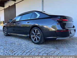 BMW i7 544 CP, 4.721 km, Vehicul second-hand — miniatura 3