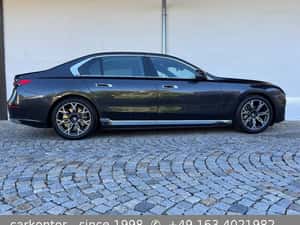 BMW i7 544 CP, 4.721 km, Vehicul second-hand — miniatura 4