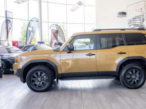 Toyota Land Cruiser Prado 2.8 Turbo - 6.768 km, 205 CP, 2025 — miniatura 6