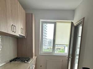 Proprietar, inchiriez apartament cu 2 camere in bloc nou — miniatura 5
