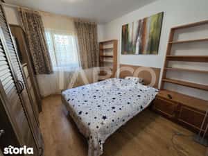 Apartament decomandat 3 camere balcon pivnita lift Vasile Aaron Sibiu — miniatura 5