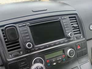 Vand Volkswagen Multivan 2006 — miniatura 10