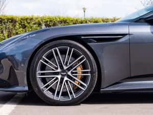 Aston Martin DB12 de vânzare — miniatura 7