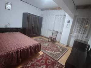 Apartament 3 Camere, Etaj 2/4(Ultracentral), Strada Popa Sapca — miniatura 2