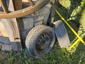 Roti de iarna golf4 cu capace r17 — miniatura 3