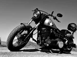 Vând Urgent !!! Harley-Davidson Dyna Street Bob FXD — miniatura 7