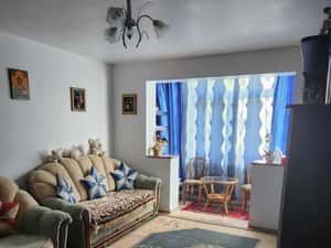 Apartament 2 camere de vanzare, zona de sus Onesti — miniatura 5
