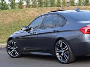 BMW 330e / F30 LCi / 2017 / 252 CP / Full LED / M Sport  / Trapa / Harman / Memorii/Camere/Incalzire/Jante 19 — miniatura 4