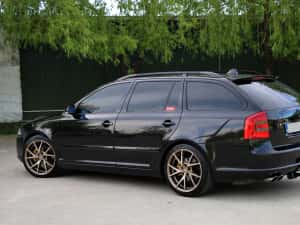 Skoda Octavia II VRS 2008 2.0tdi-170 Cp Xenon Incalzire Scaune — miniatura 4