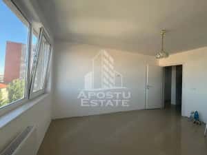 Apartament cu 2 camere, decomandat, renovat, zona Dambovita