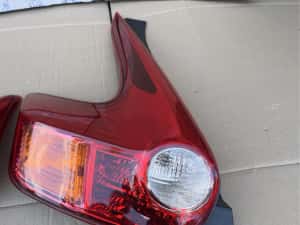 Stopuri / Stop stanga / Stop dreapta Nissan Juke — miniatura 3