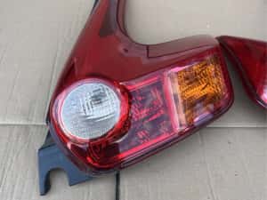 Stopuri / Stop stanga / Stop dreapta Nissan Juke — miniatura 8