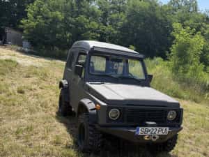 Vand suzuki samurai refacut complect echipat ptr offroad — miniatura 3