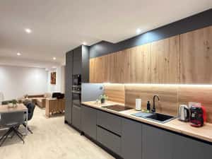 Cozy Apartments - Panoramic Suites Piata Sfatului Brasov Invoice 1-2-3 — miniatura 6