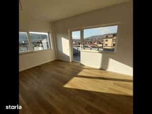 Persoana fizica , vând apartament deosebit. — miniatura 4