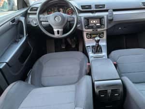 Volkswagen Passat 2010, 6.700 EUR — miniatura 2