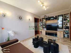 Apartament 3 camere, Cartierul Florilor, Boxă și parcare — miniatura 3