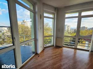 Apartament luminos,pet friendly,cu parcare si gradina-la casa,Grigores — miniatura 4