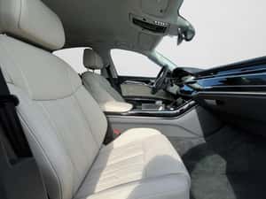 Audi A8 2967 cm3 Diesel Automată 2018 — miniatura 4