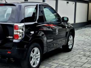 Suzuki Grand Vitara 4x4 *Fara rugina!* — miniatura 3