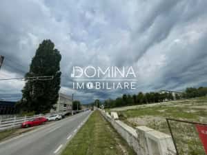 închiriere teren intravilan, vad comercial, situat în Bârsești, la DN 67 D — miniatura 3